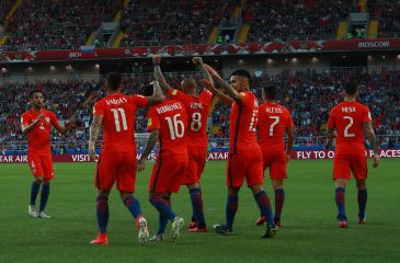 Chile iguala ante Australia y clasifica a semifinales de la Copa Confederaciones