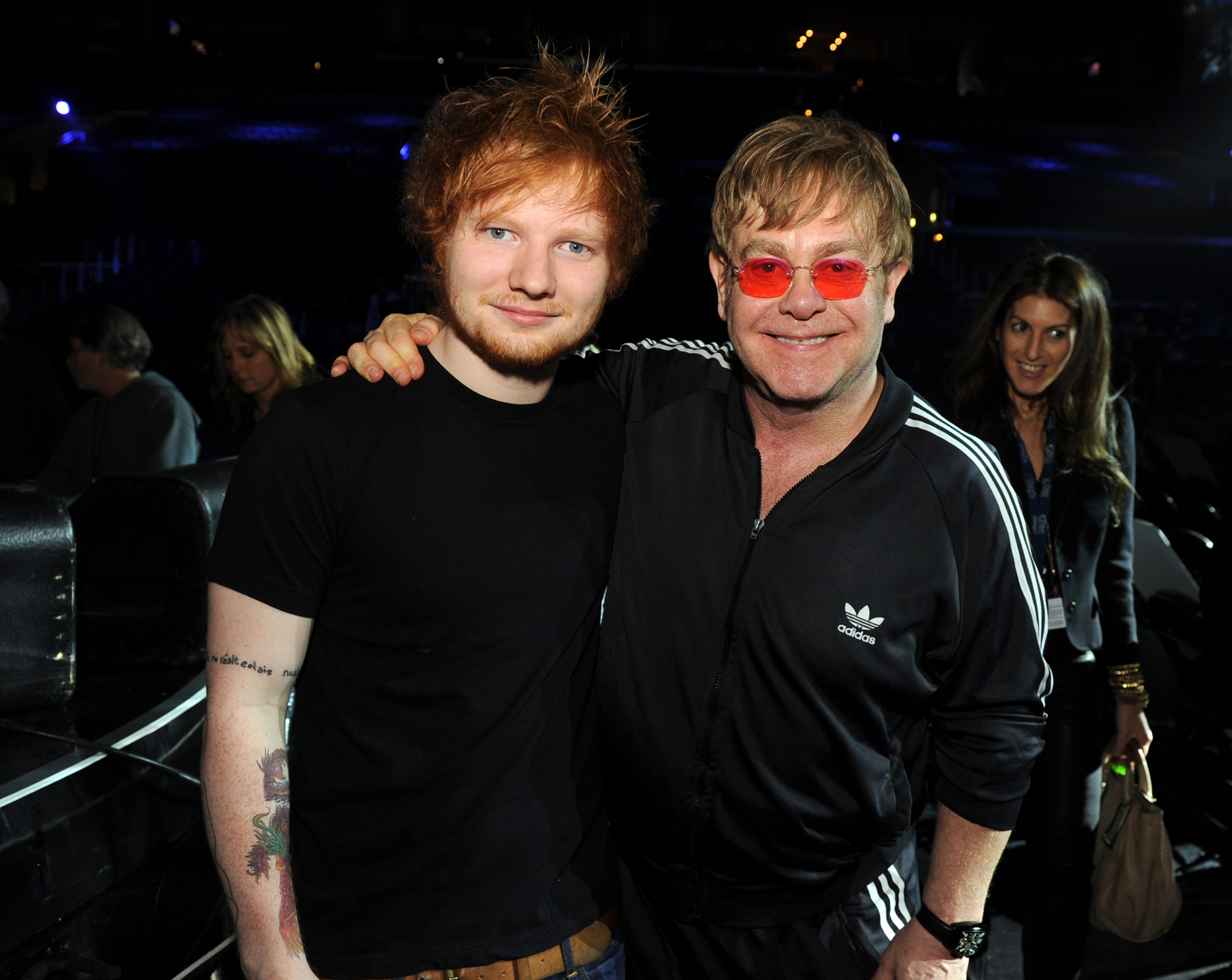 Me recuerda a mí mismo en mis comienzos&quot;: Elton John se refirió a su  relación con Ed Sheeran Además comentó que fue él quien recomendó al  pelirrojo que se tomara un año