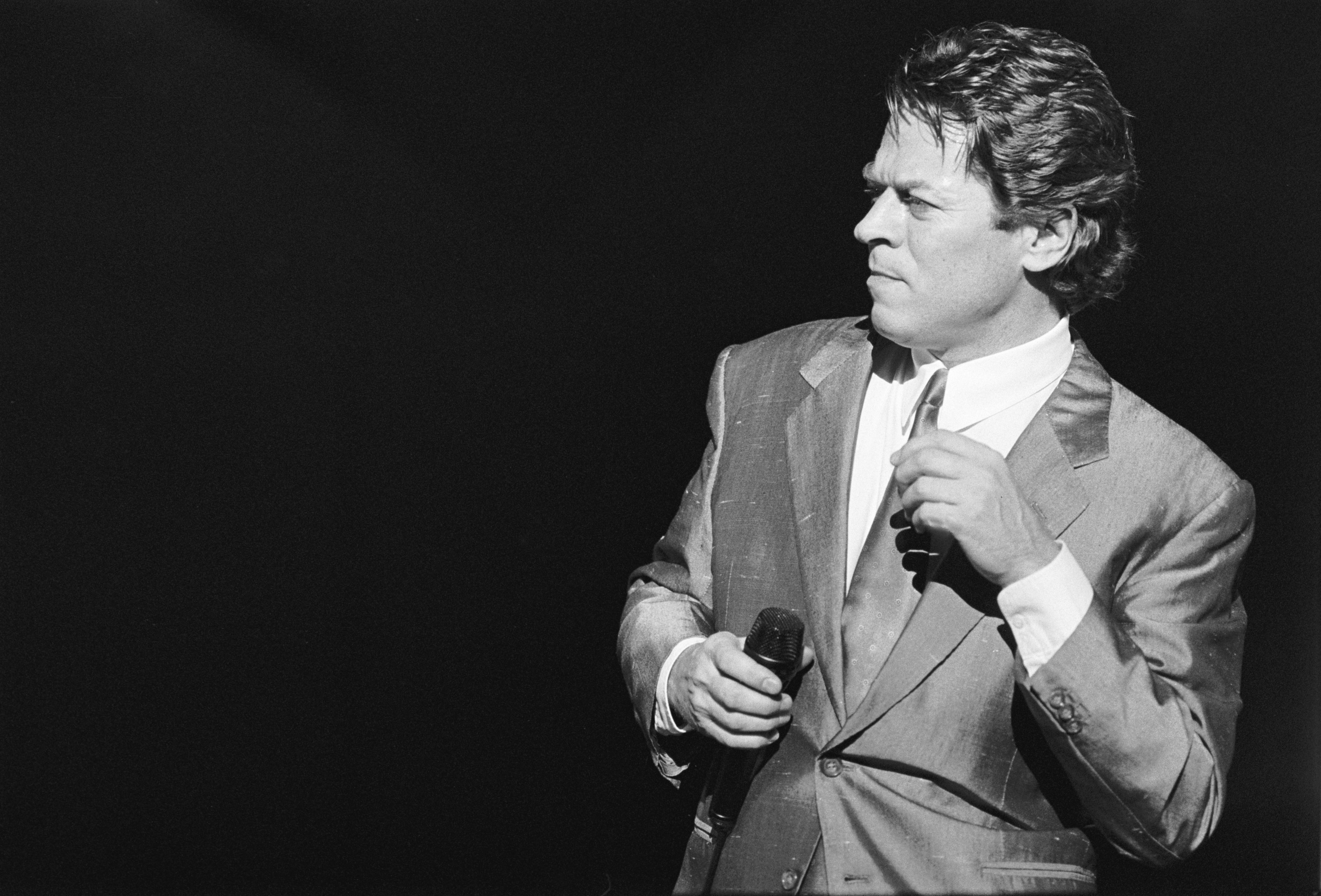 26 de septiembre 14 años de la partida de Robert Palmer Falleció a los 54 años de un infarto