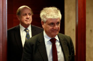 Cohecho en Chile “tiene penas similares a robarse una gallina”