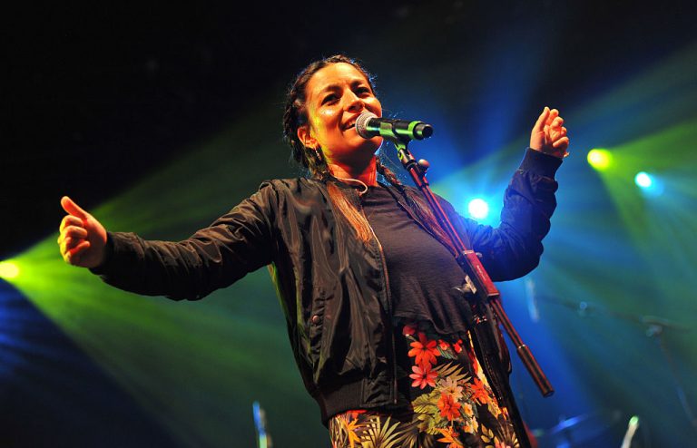 cacerolazo ana tijoux