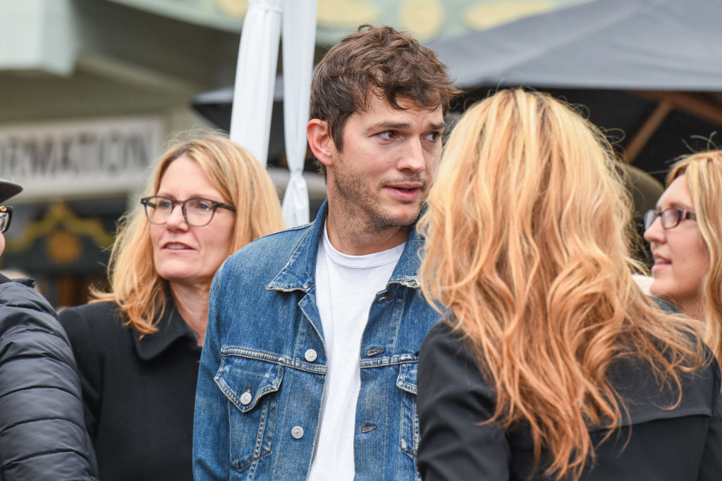 Ashton Kutcher Declaro Por El Asesinato De Su Ex Novia