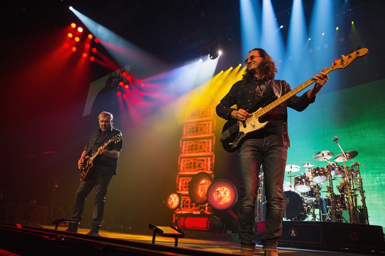 Cinema Strangiato: Rush estrenará nuevo filme en los cines