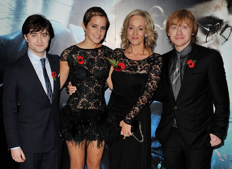  Emma Watson saluda a la creadora de Harry Potter en su cumpleaños — Radio Concierto Chile