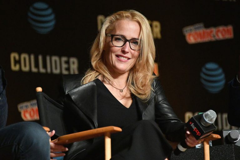 Gillian Anderson