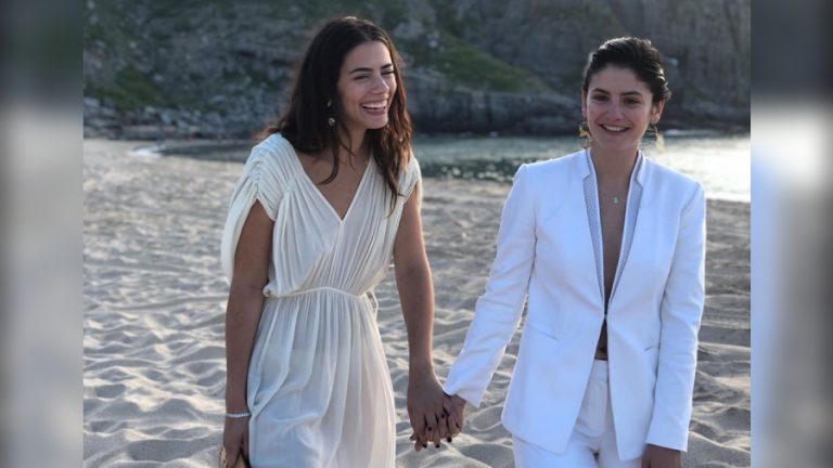 Lorenza Izzo y su pareja web