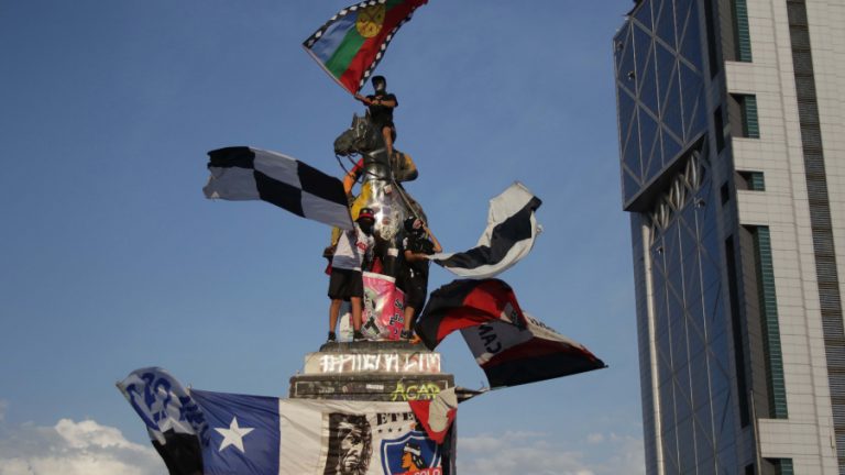 Plaza Baquedano Barras web