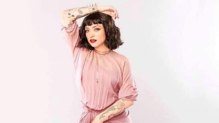 Mon laferte cosmopolitan