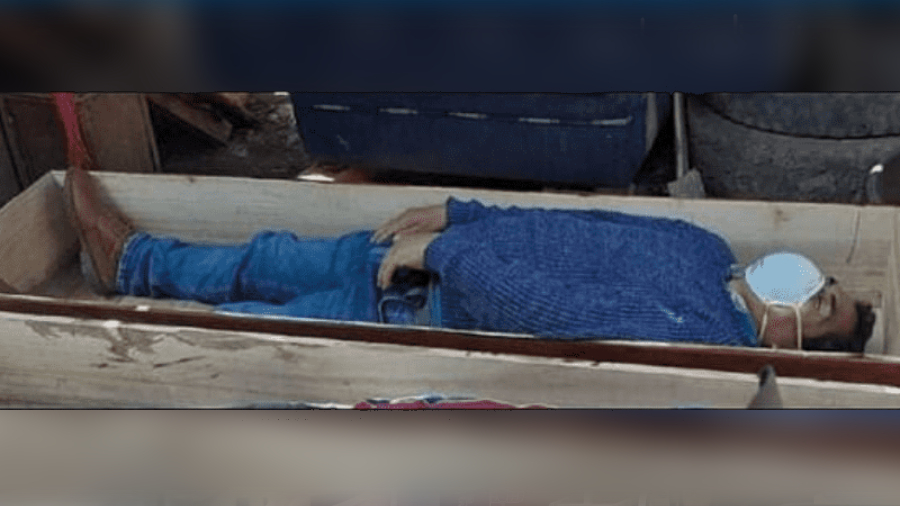 Alcalde peruano ataúd we