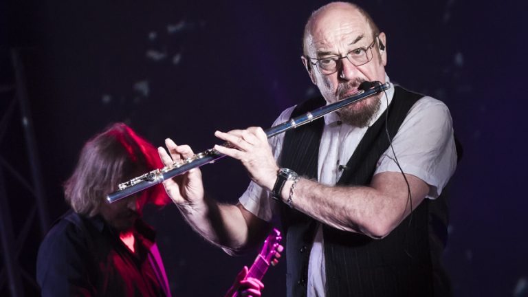 Ian Anderson Jethro Tull enfermedad pulmonar web
