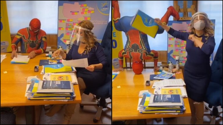 Cathy Barriga y Sensual Spiderman