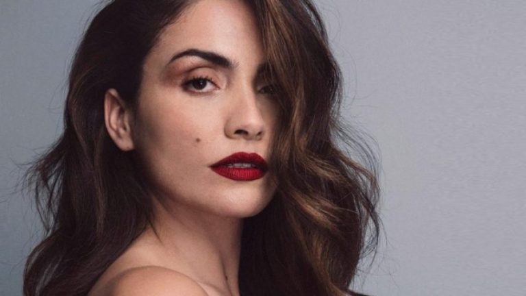 Carmen Gloria Bresky look