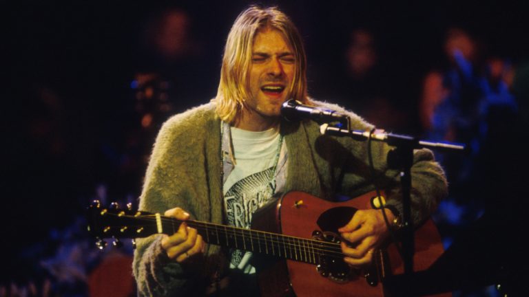 Kurt Cobain Unplugged guitarra