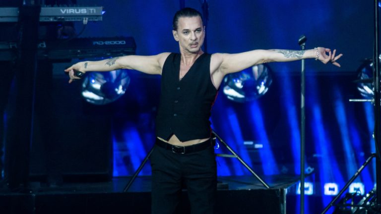 Depeche Mode Lanzara Documental Con Concierto Inedito En Dvd Y Blu Ray