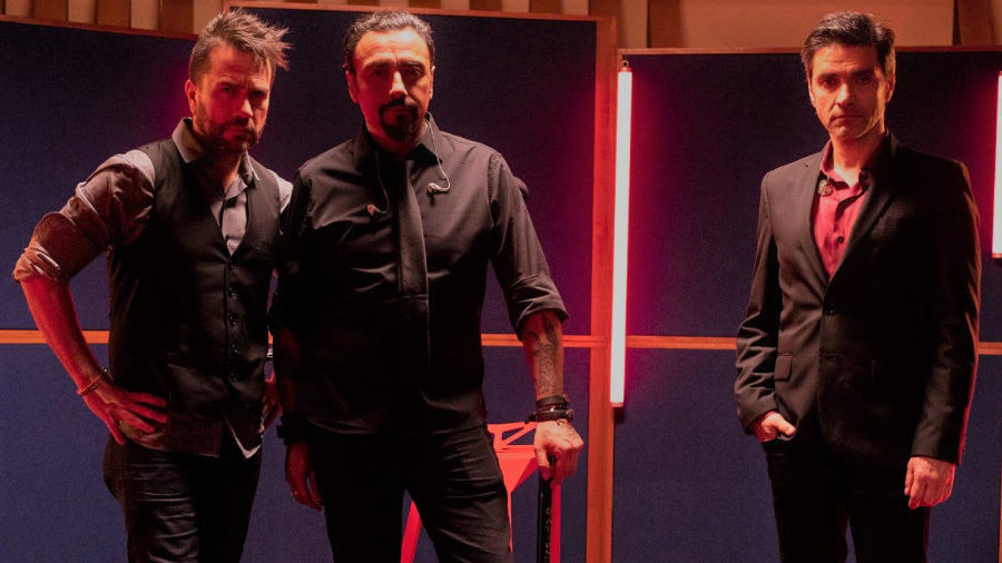 Lucybell Luces no bélicas acoustic web