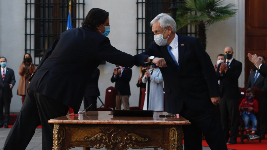 Piñera Cambio de Gabinete lápiz web