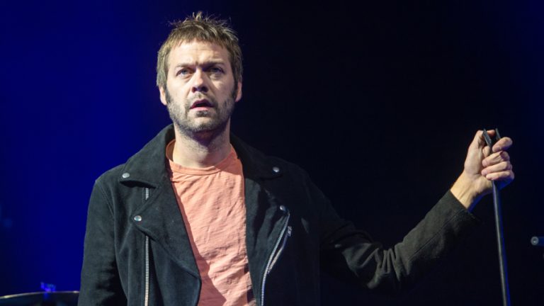 Tom Meighan Kasabian web