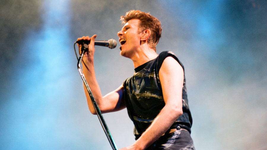 David Bowie outside tour web