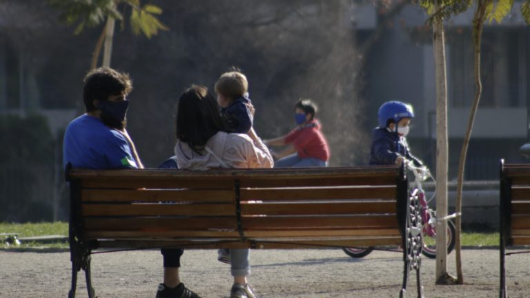 Permiso para niños en plaza A_UNO_1204166 web