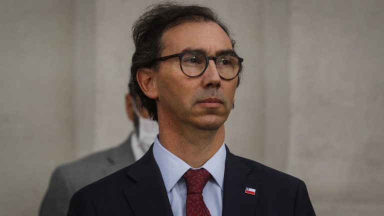 Ministro Raúl Figueroa Cae A_UNO_1175436 web