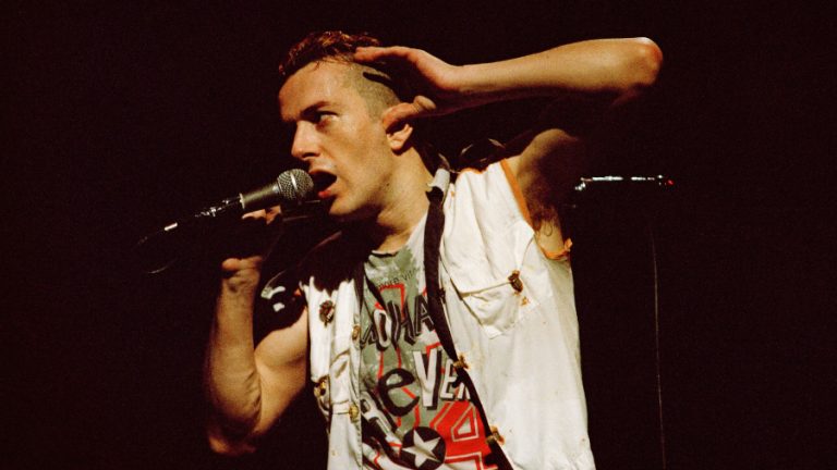 Joe Strummer GettyImages-98693671 web