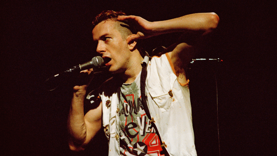 Joe Strummer GettyImages-98693671 web