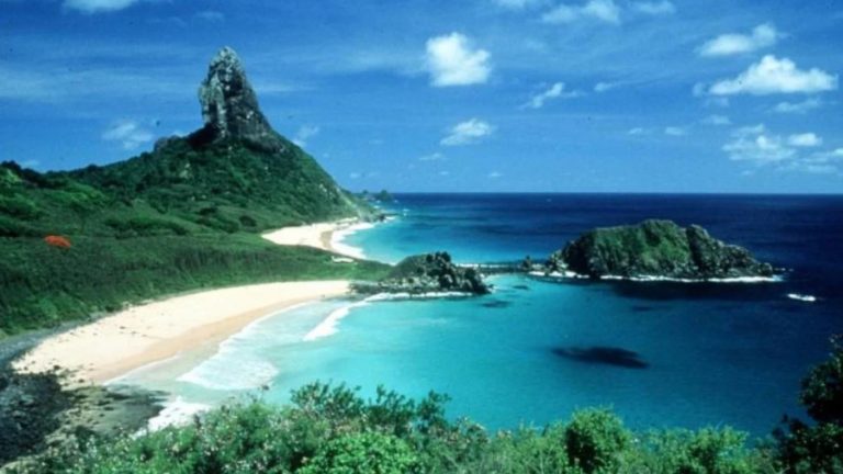 Isla de Fernando de Noronha web