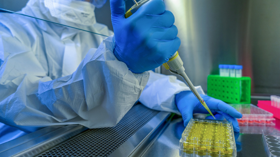 Vacuna coronavirus GettyImages-1211253443 web