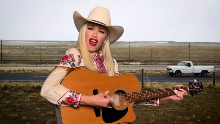 Gwen Stefani country