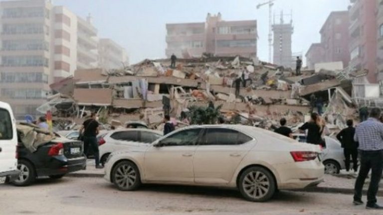 Edificio derrumbado terremoto turquia web