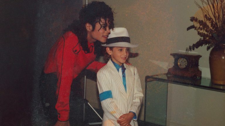 mid-Leaving-Neverland Michael Jackson