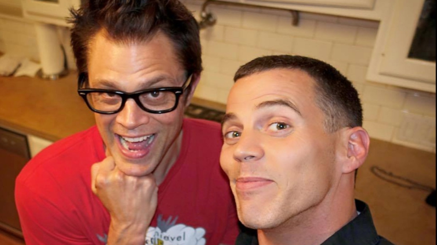 Johnny-Knoxville-and-Steve-O-photo-via-artists-Facebook web jackass