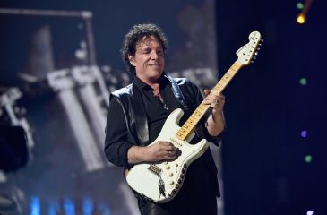 32nd Annual Rock & Roll Hall Of Fame Induction Ceremony Show