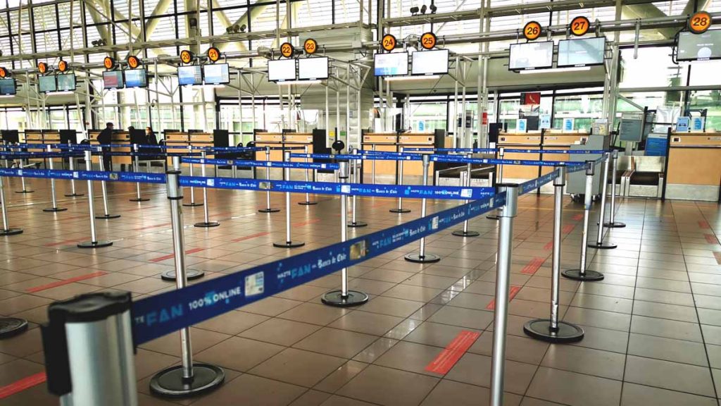 Medidas sanitarias Aeropuerto De Santiago Durante Pandemia Por Covid 19