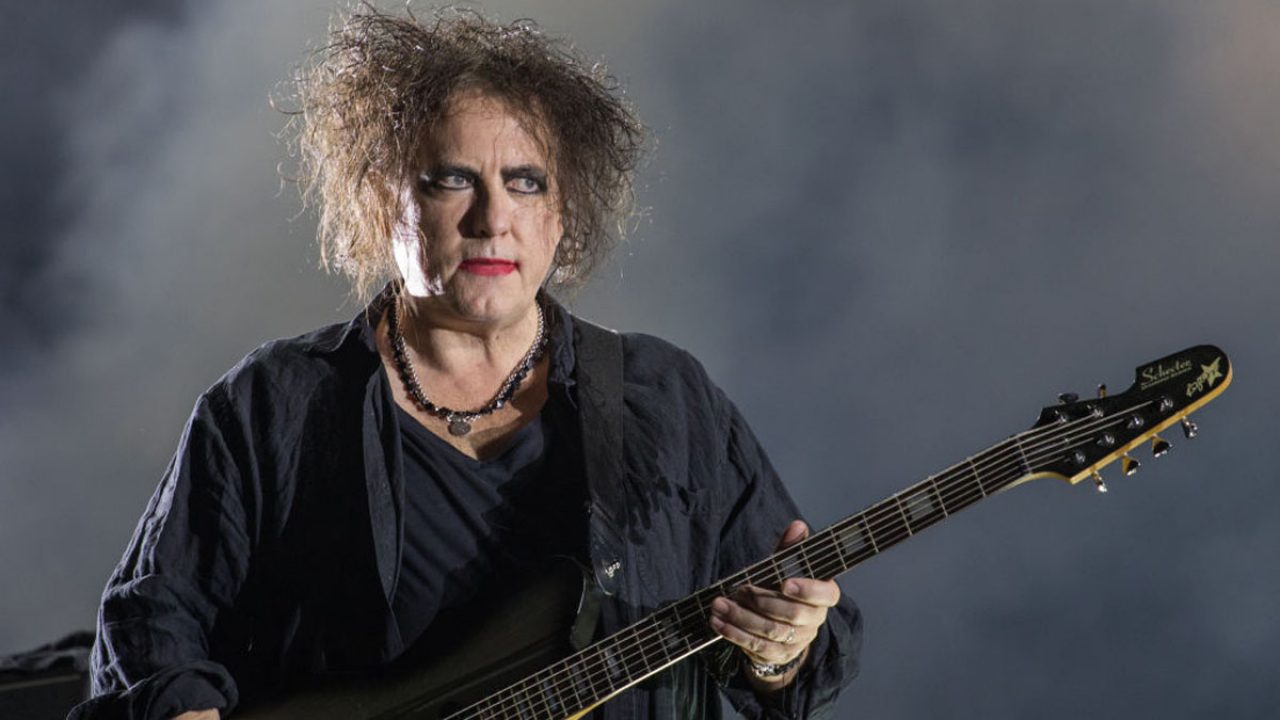 Hoy cumple 62 años Robert Smith, vocalista y guitarrista de The Cure