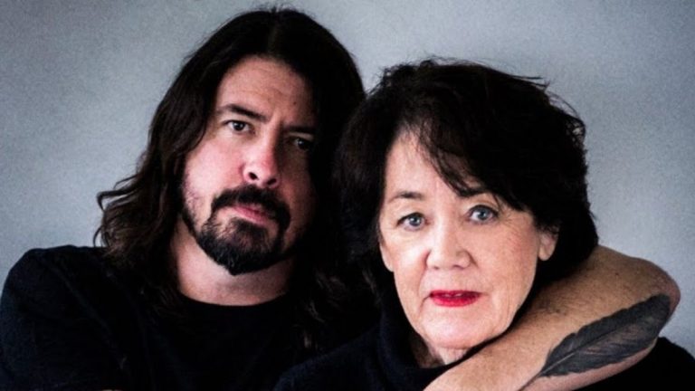 Dave Grohl Mama Serie