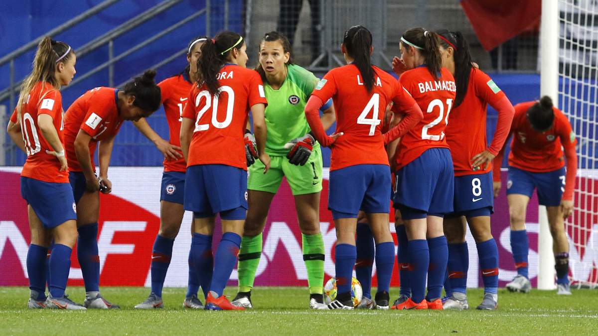 Roja Femenina Selección De Chile