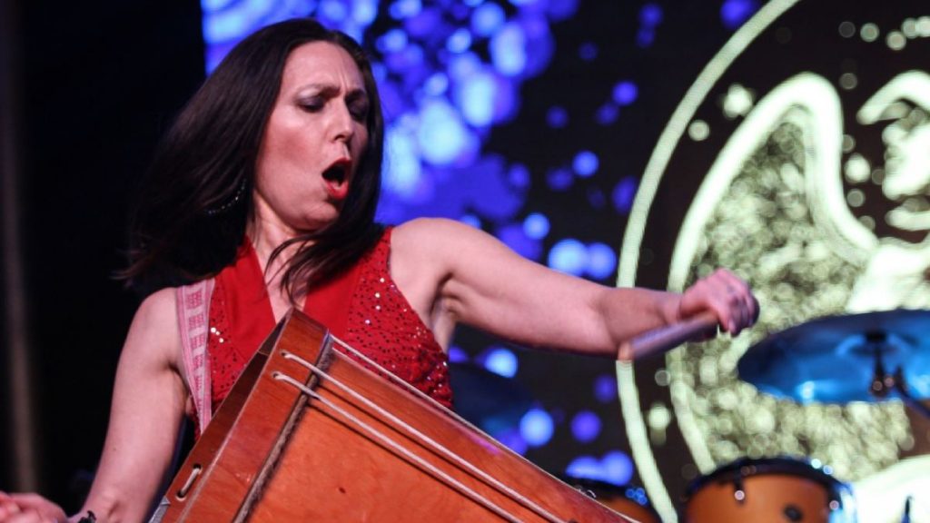 Juanita Parra Santiago En 100 Palabras