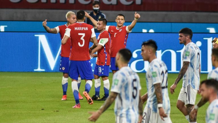 La Roja Selección De Fútbol De Chile Argentina Mundial Qatar