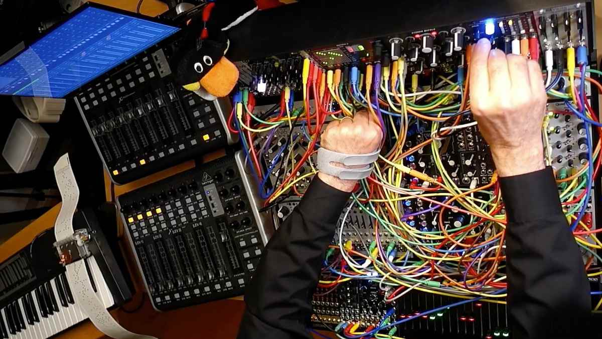 Dinosaur Her(ar)d 2 Música Con Computadores