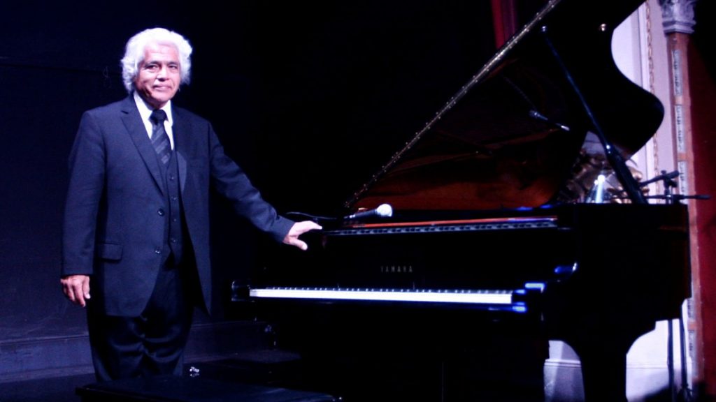 Roberto Bravo Pianista
