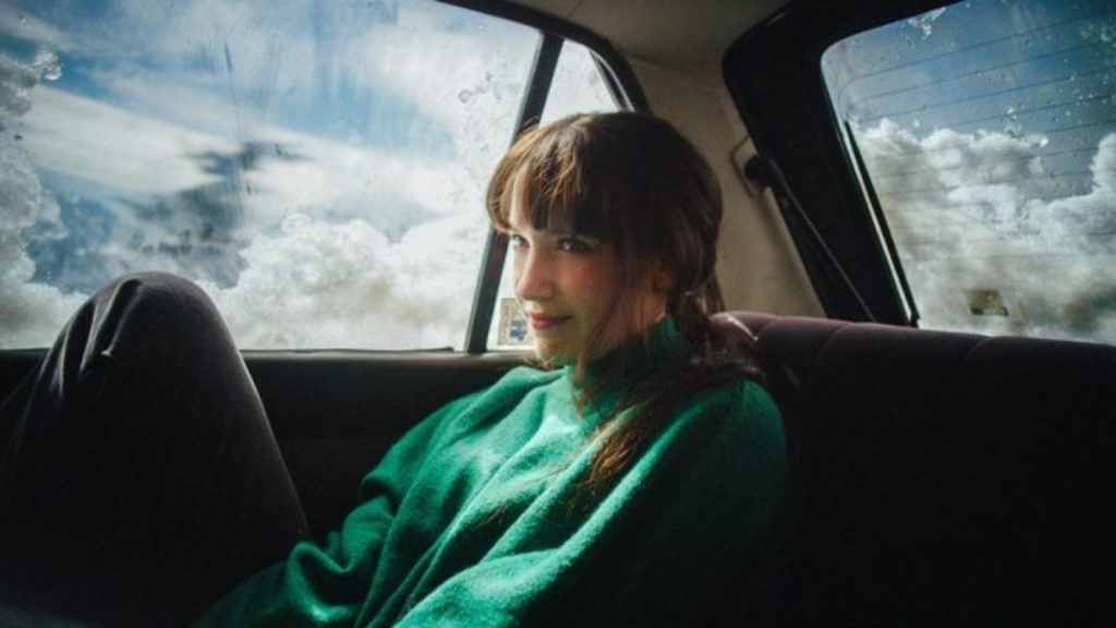 Milagros Dindi Jane Ironic