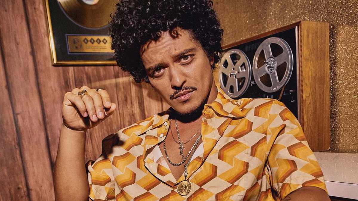 Bruno Mars 36 años cumple el cantante, compositor y productor musical