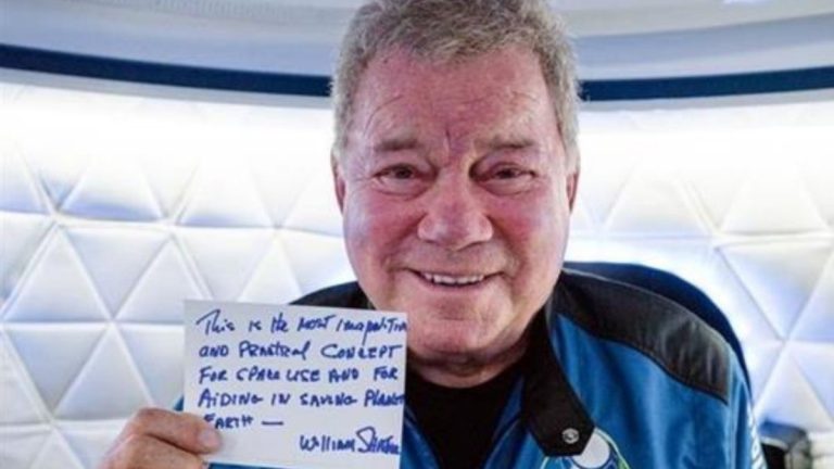 William Shatner, el capitán Kirk, cumplió su sueño de ir al espacio