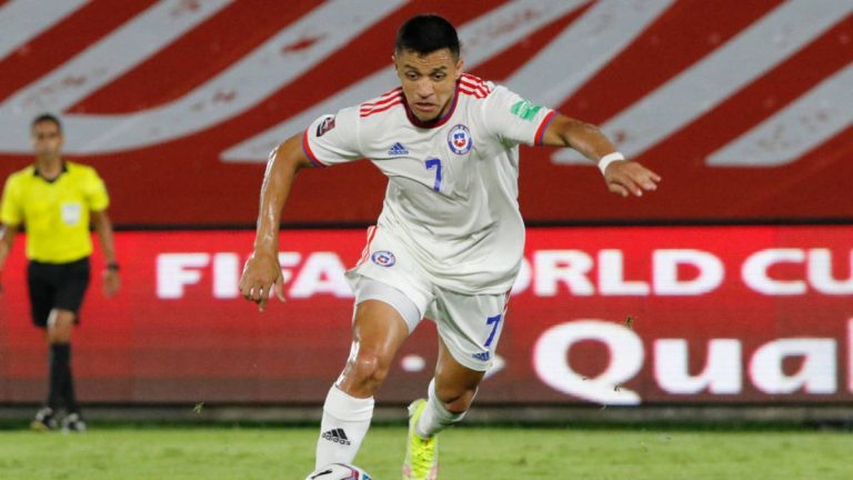 Alexis Sanchez Chile Paraguay