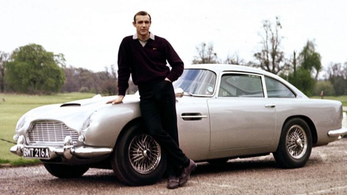 Sean Connery Goldfinger Aston Martin James Bond