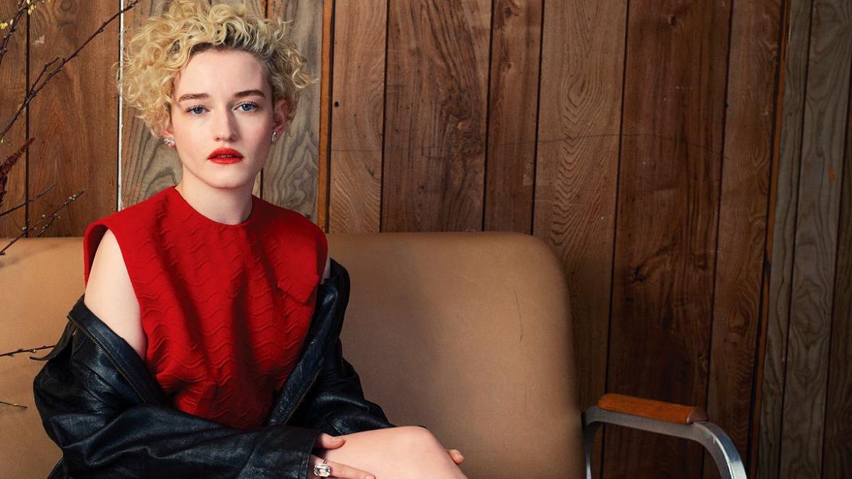 Julia Garner