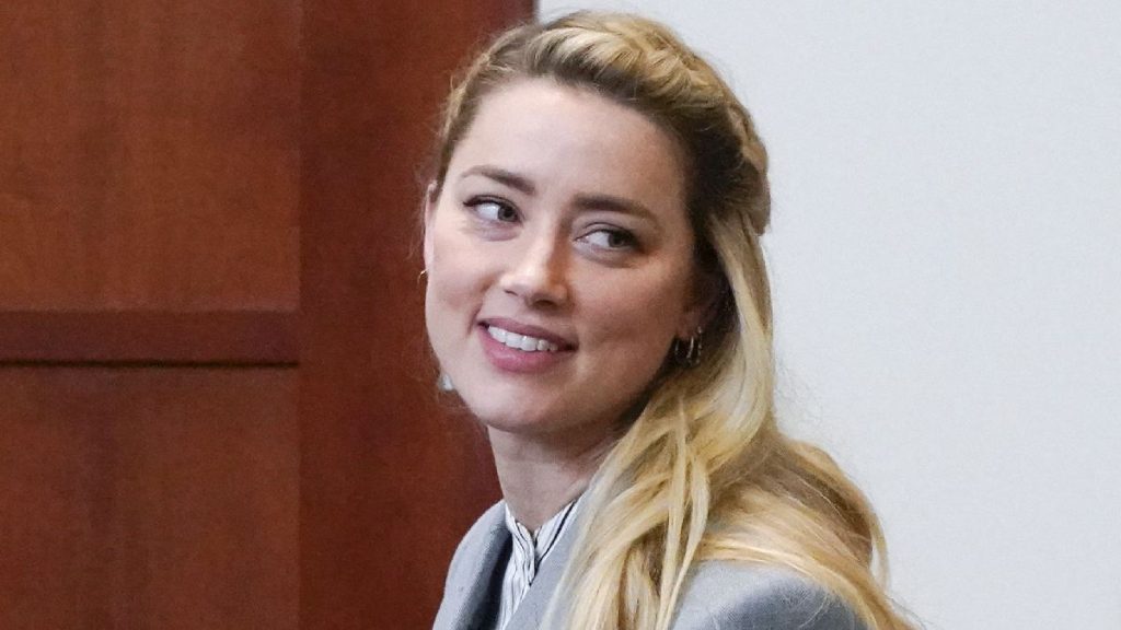 Amber Heard (1)