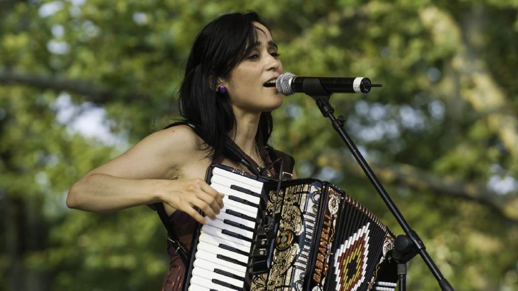 Julieta Venegas (1)