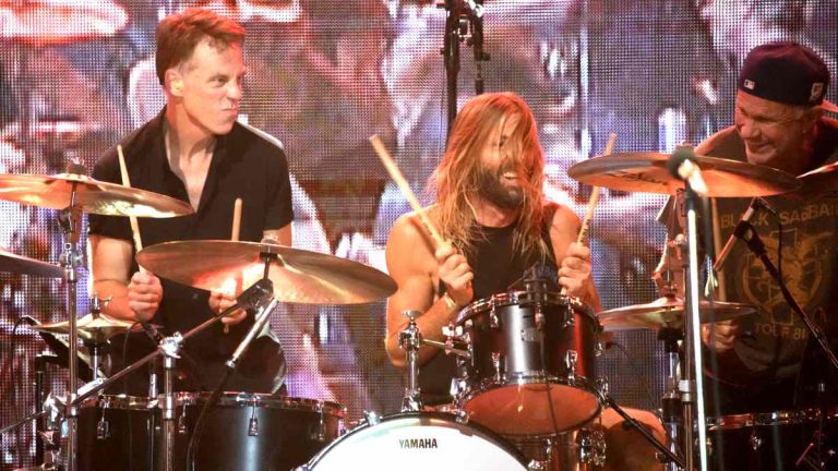 Matt Cameron Taylor Hawkins Chad Smith